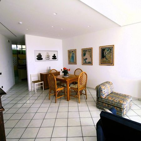 Villa Laura - Sul Mare Pizzo  Exteriör bild