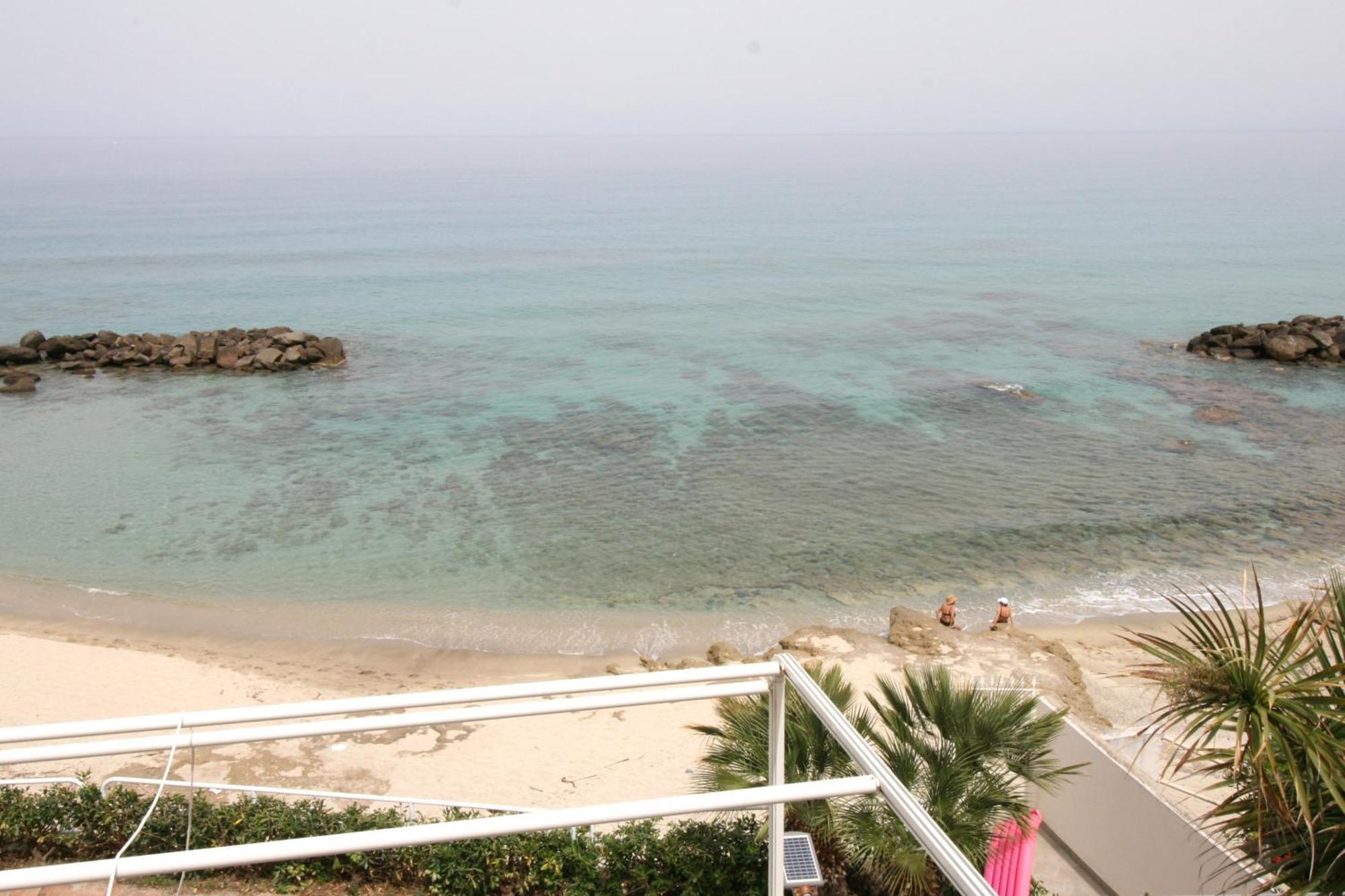 Villa Laura - Sul Mare Pizzo  Exteriör bild
