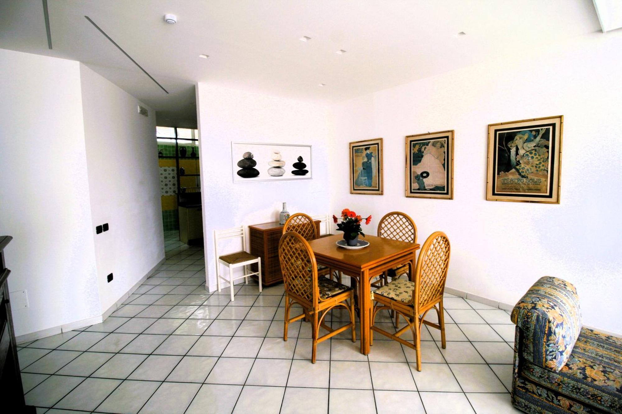 Villa Laura - Sul Mare Pizzo  Exteriör bild